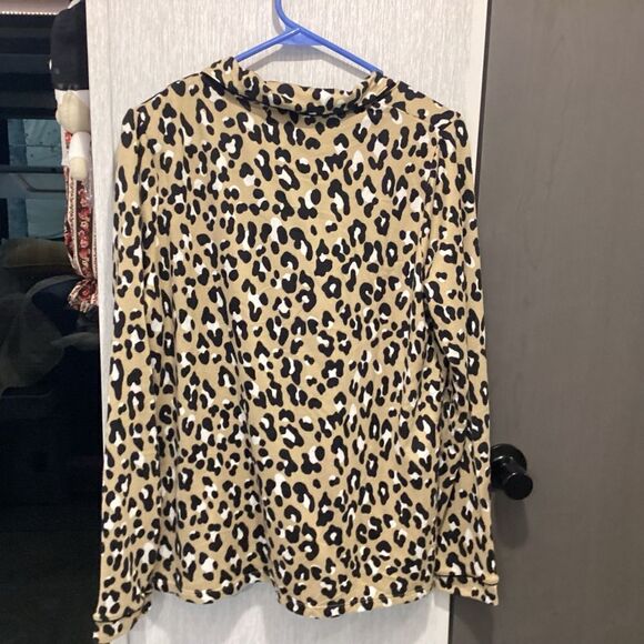 NWOT. Kim Rogers Brand Women’s Size Medium Animal Print 2 PC PJ Set - Picture 8 of 14
